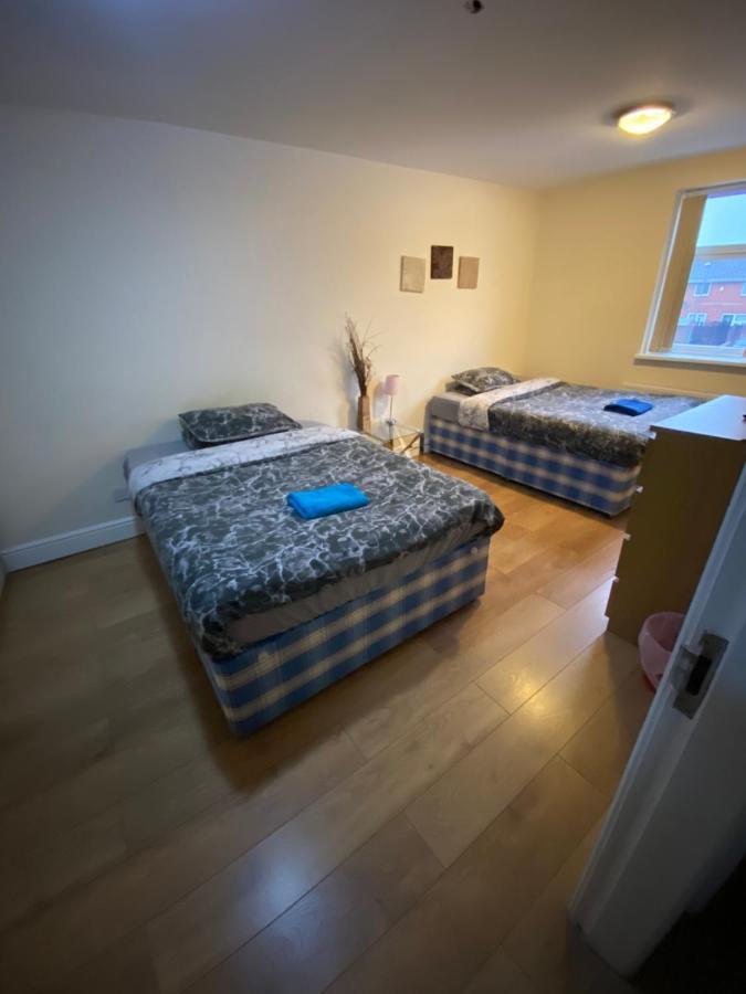 Big Room Rusholme With Tv And Private Bathroom-Parking&Wifi - Manchester — Photos 2